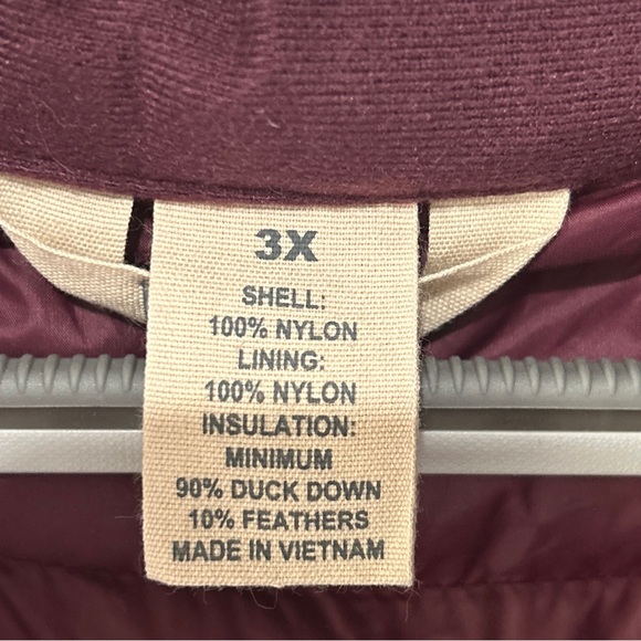 Duluth Trading Co Purple Quilted Vest - Picture 4 of 9